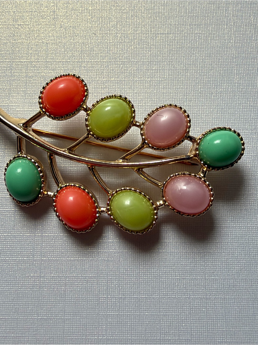 SARAH COVENTRY Multicolor Cabochon Leaf Brooch - Women Jewelry